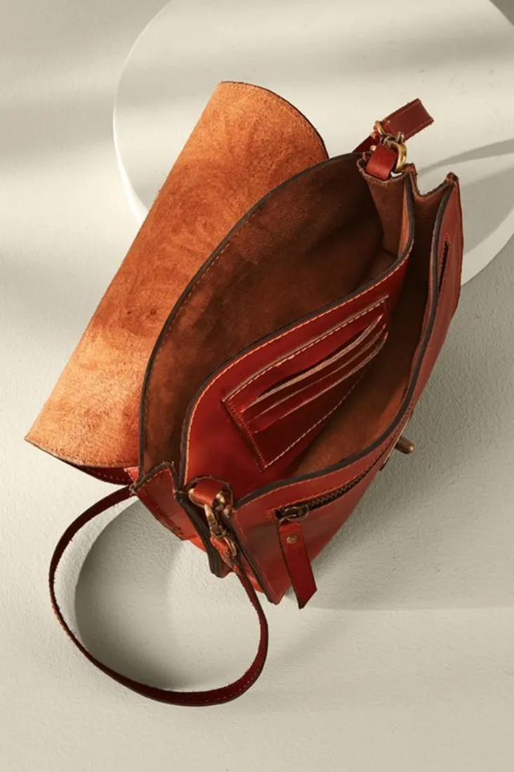 ada_embossed_leather_bag_1.webp Fashion Soft Surroundings Ada Embossed Leather Bag Caramel