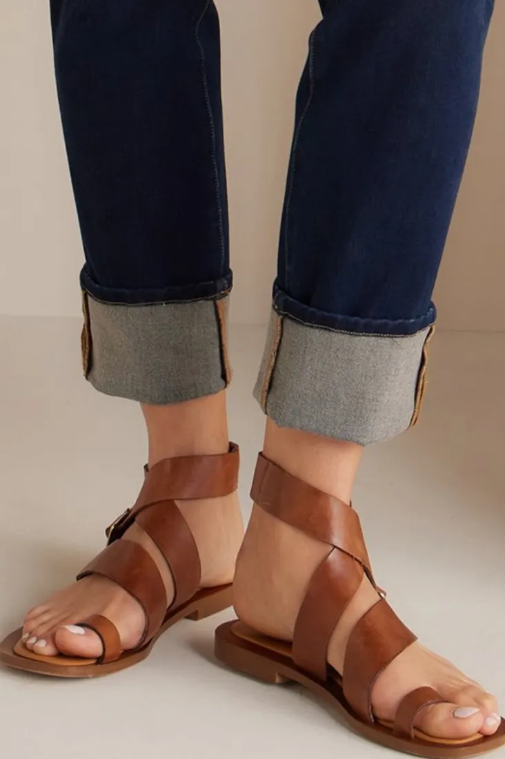 diba_true_cite_see_buckle_sandal_3.webp Flash Sale Soft Surroundings Diba True Cite See Buckle Sandal Whiskey