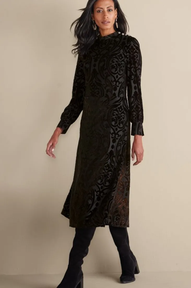 hadley_velvet_dress_0.webp New Soft Surroundings Hadley Velvet Dress BlackAbstract
