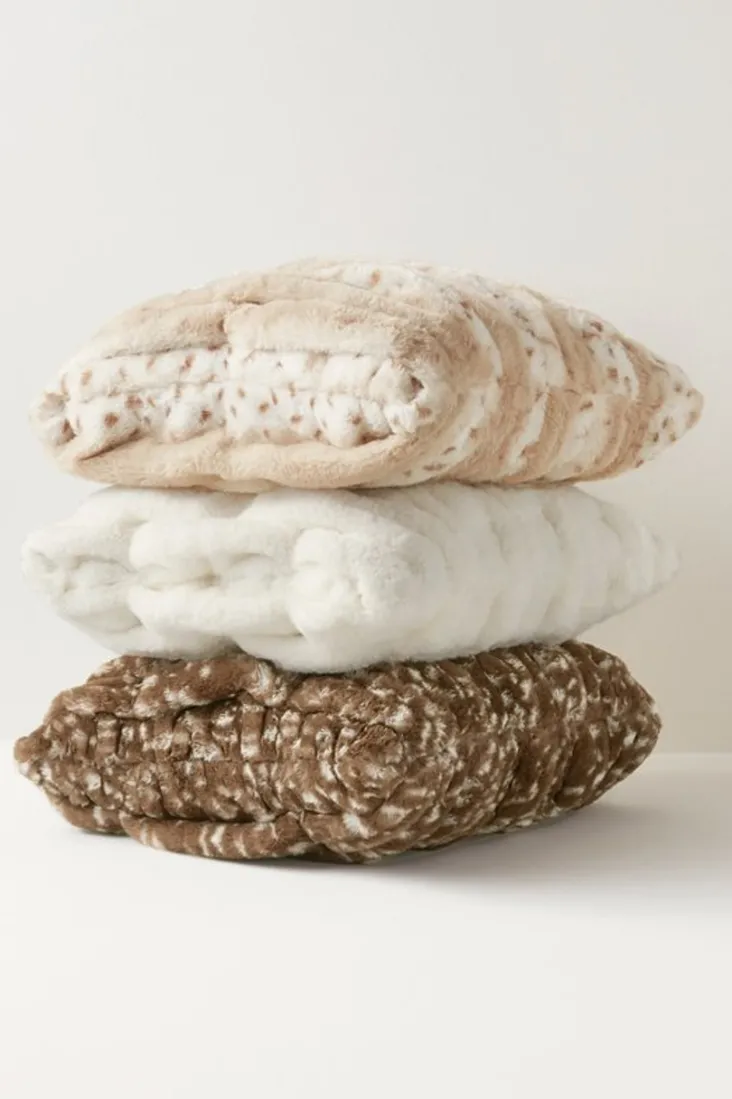 la_parisienne_faux_fur_pillow_19.webp Best Sale Soft Surroundings La Parisienne Faux Fur Pillow