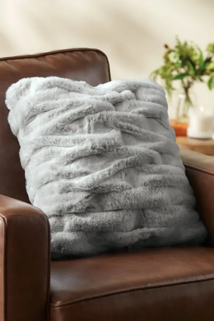 la_parisienne_faux_fur_pillow_27.webp Best Sale Soft Surroundings La Parisienne Faux Fur Pillow
