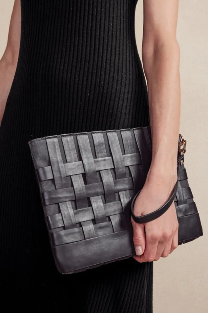 leather_strap_in_clutch_1.webp Online Soft Surroundings Leather Strap In Clutch Black