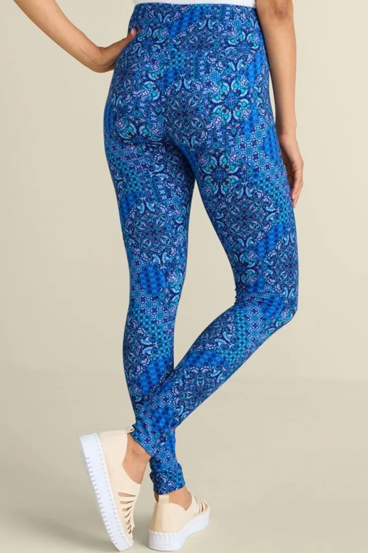 musthave_leggings_32.webp Shop Soft Surroundings Must-Have Leggings