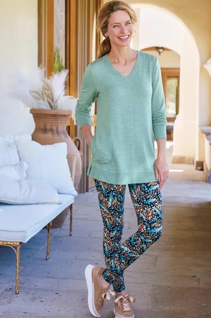 musthave_leggings_40.webp Shop Soft Surroundings Must-Have Leggings