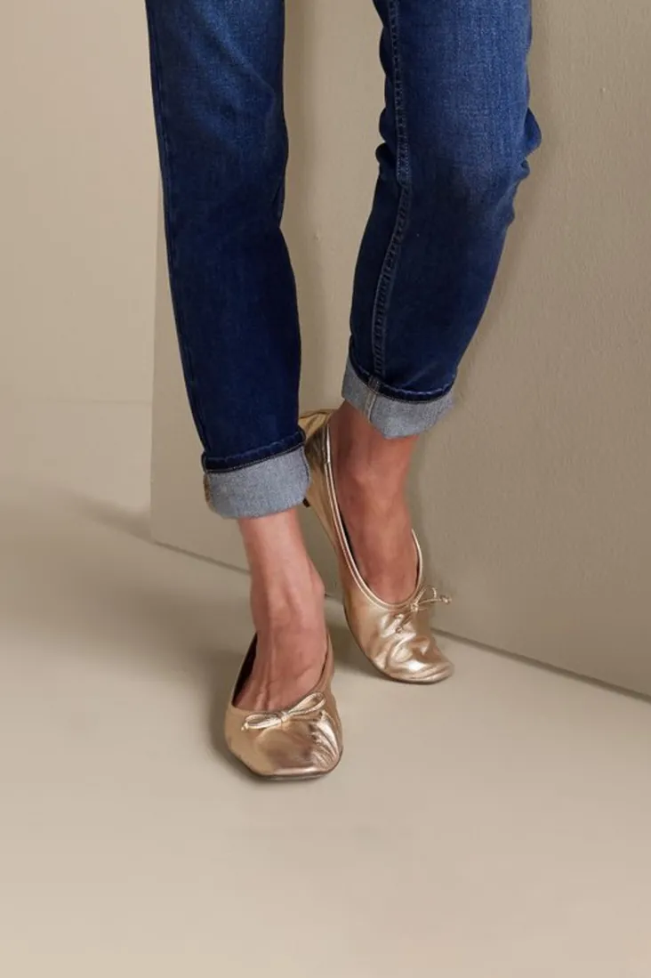 schutz_arissa_bow_ballet_flat_5.webp Store Soft Surroundings Schutz Arissa Bow Ballet Flat